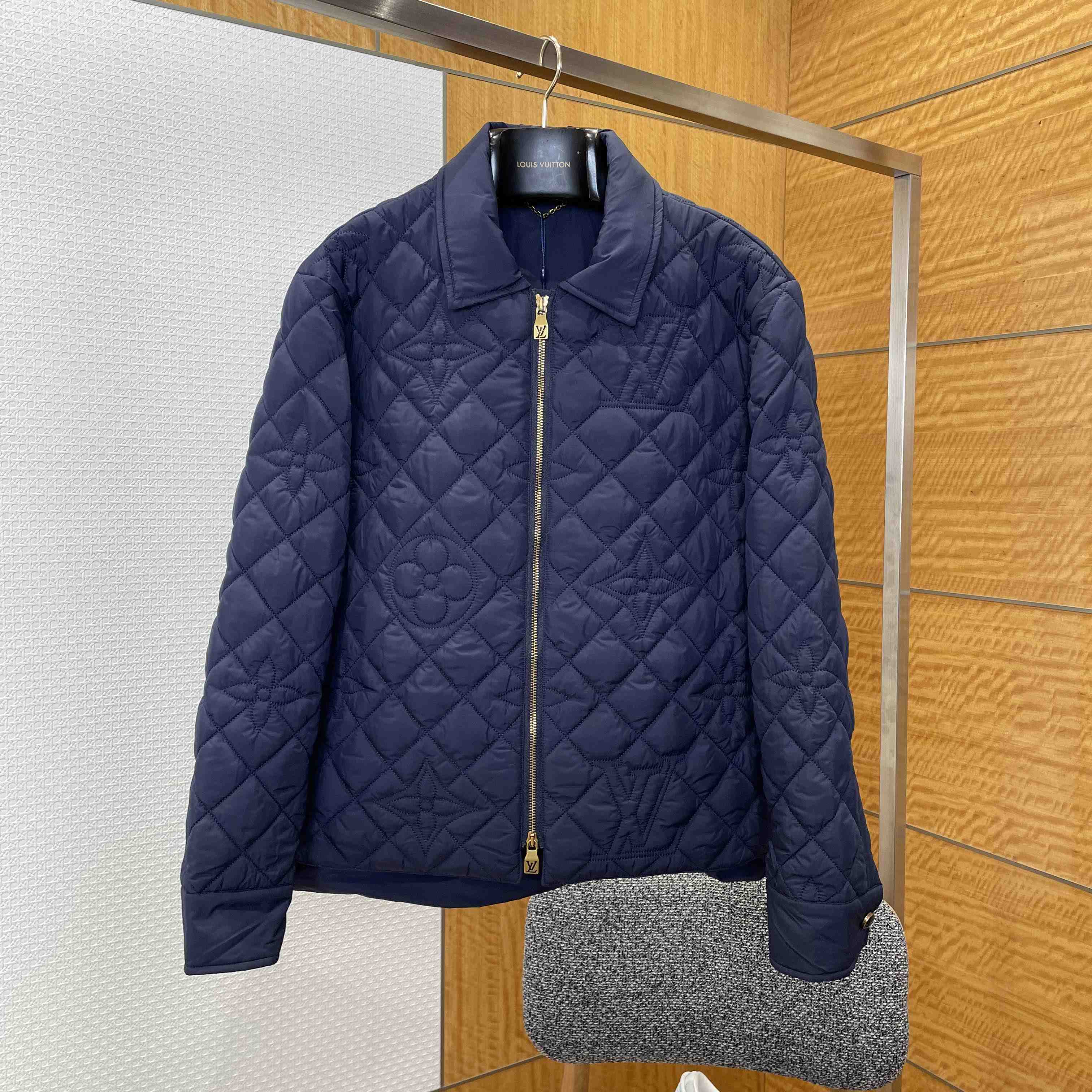 Louis Vuitton Quilted Monogram Overshirt   1AIJRH Louis Vuitton Quilted Monogram Overshirt   1AIJRH - DesignerGu