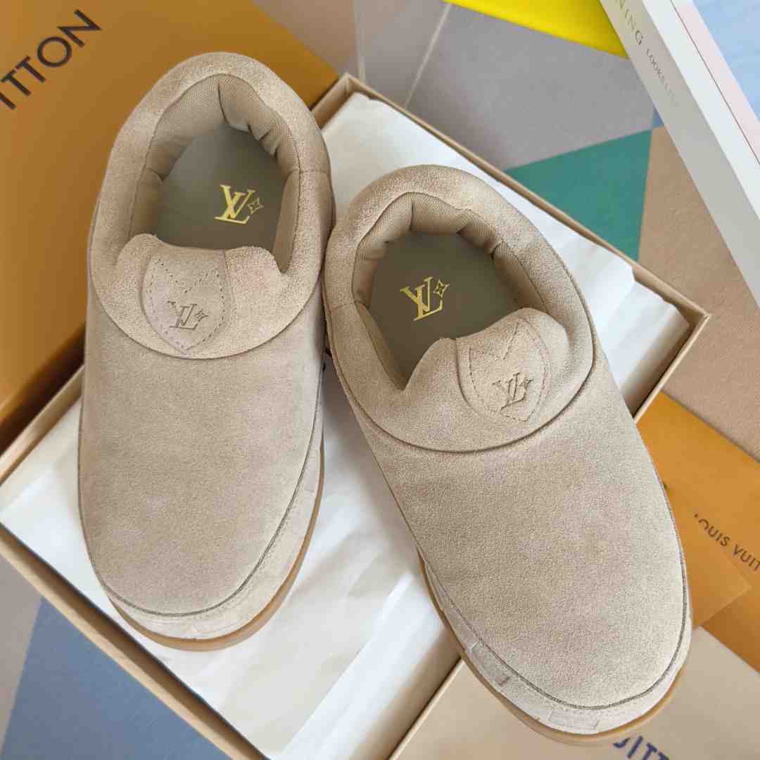 Louis Vuitton LV Yeti Slip On    - DesignerGu