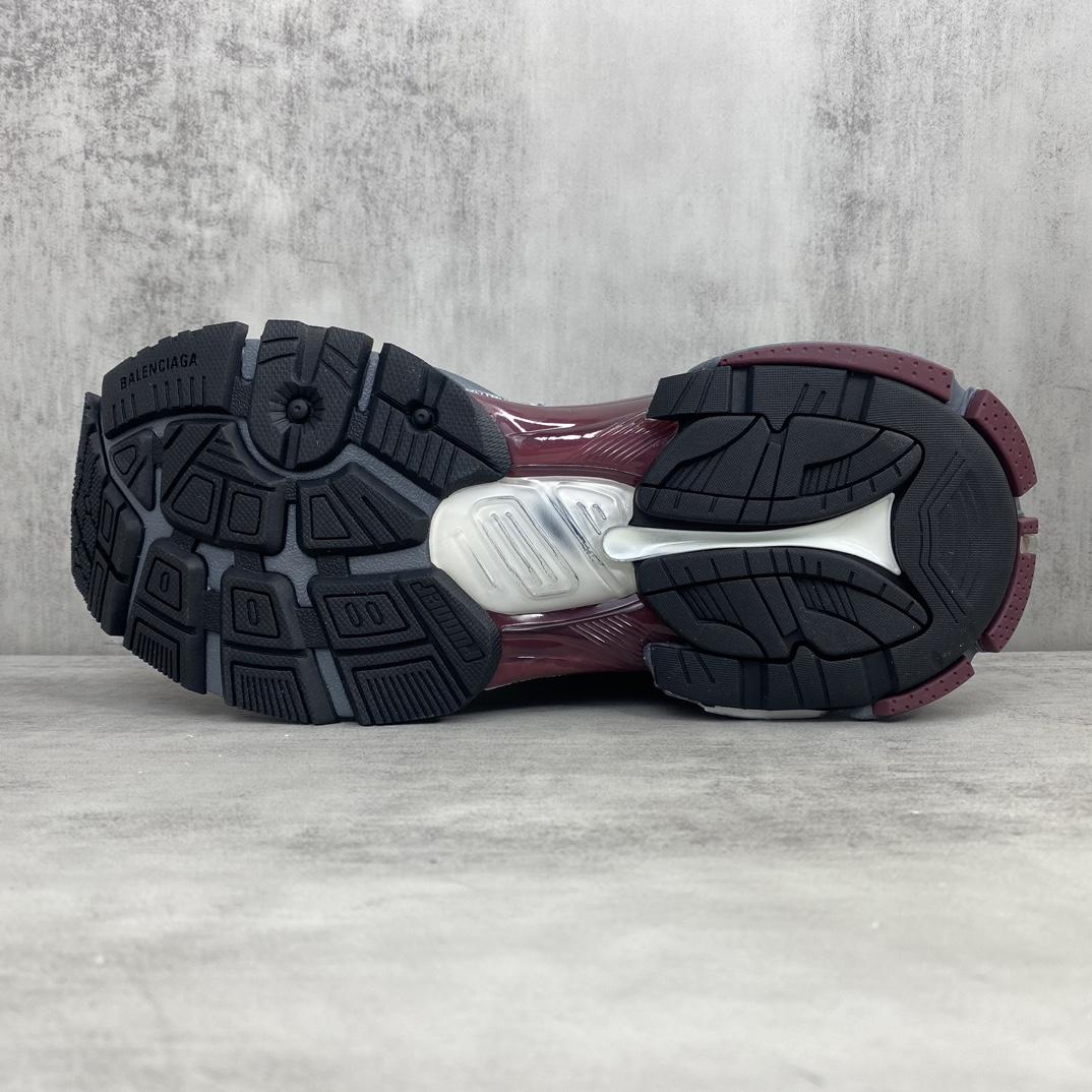 Balenciaga Runner Sneakers - DesignerGu