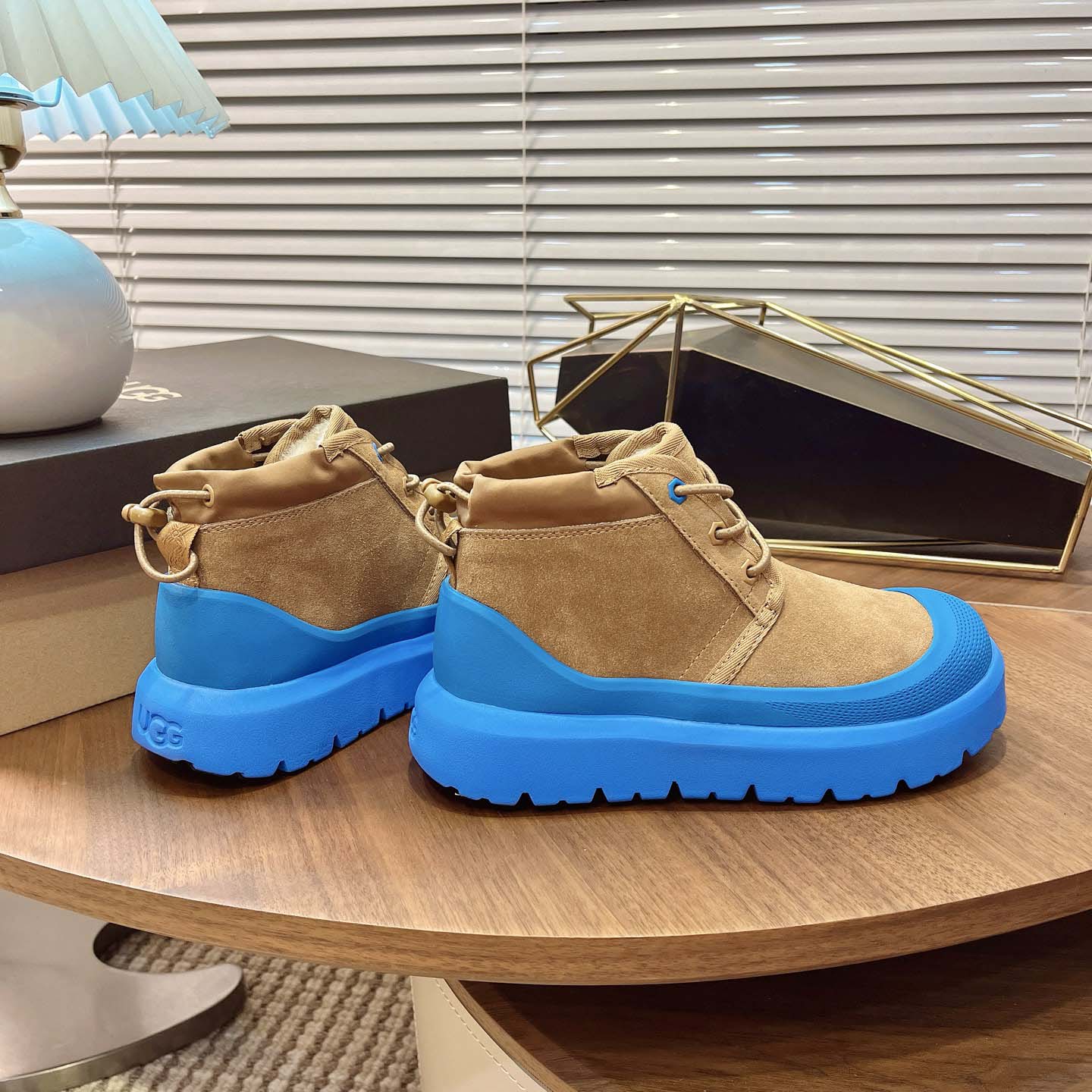 UGG Neumel Weather Hybrid Chukka - DesignerGu