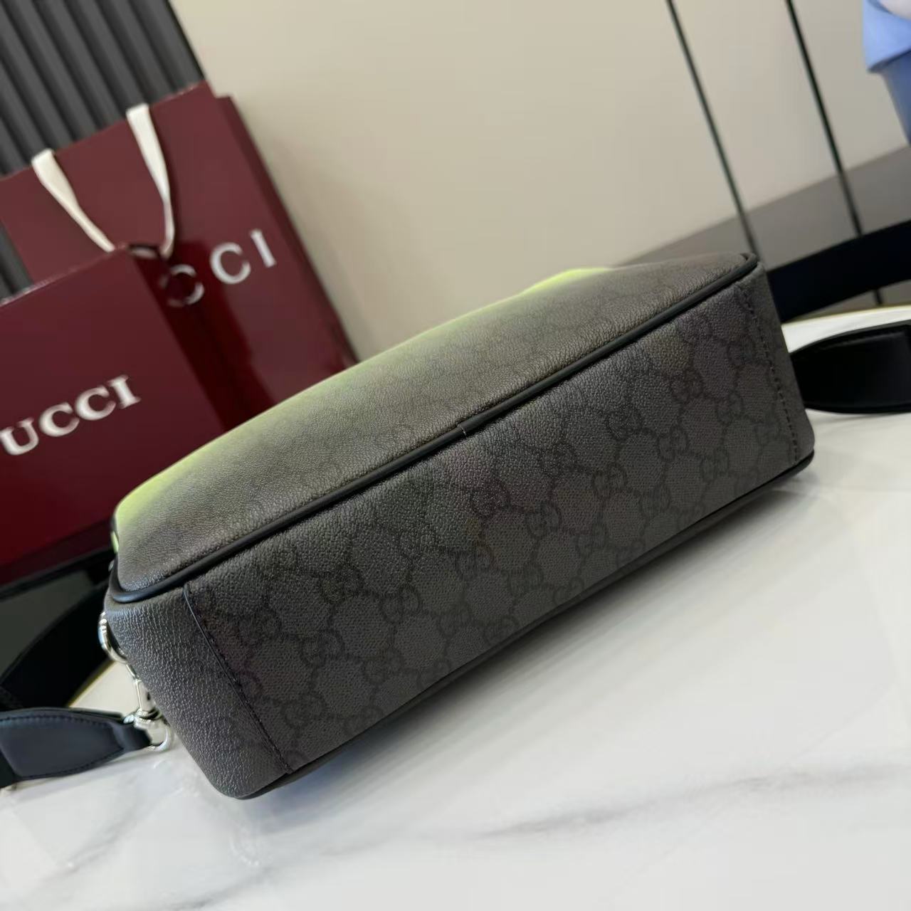 Gucci Chroma Medium Crossbody Bag - DesignerGu