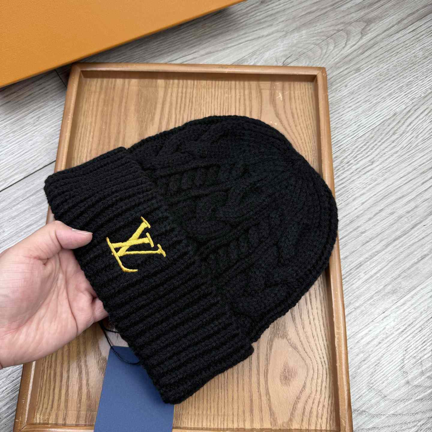 Louis Vuitton Beanie    - DesignerGu
