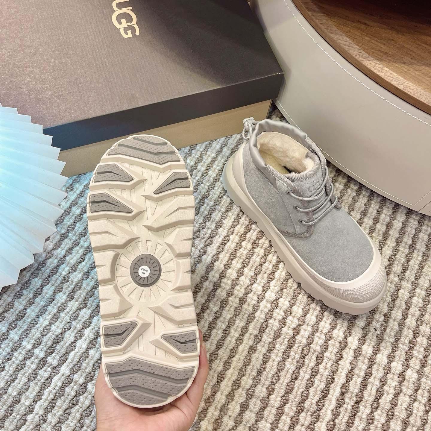 UGG Neumel Weather Hybrid Chukka - DesignerGu