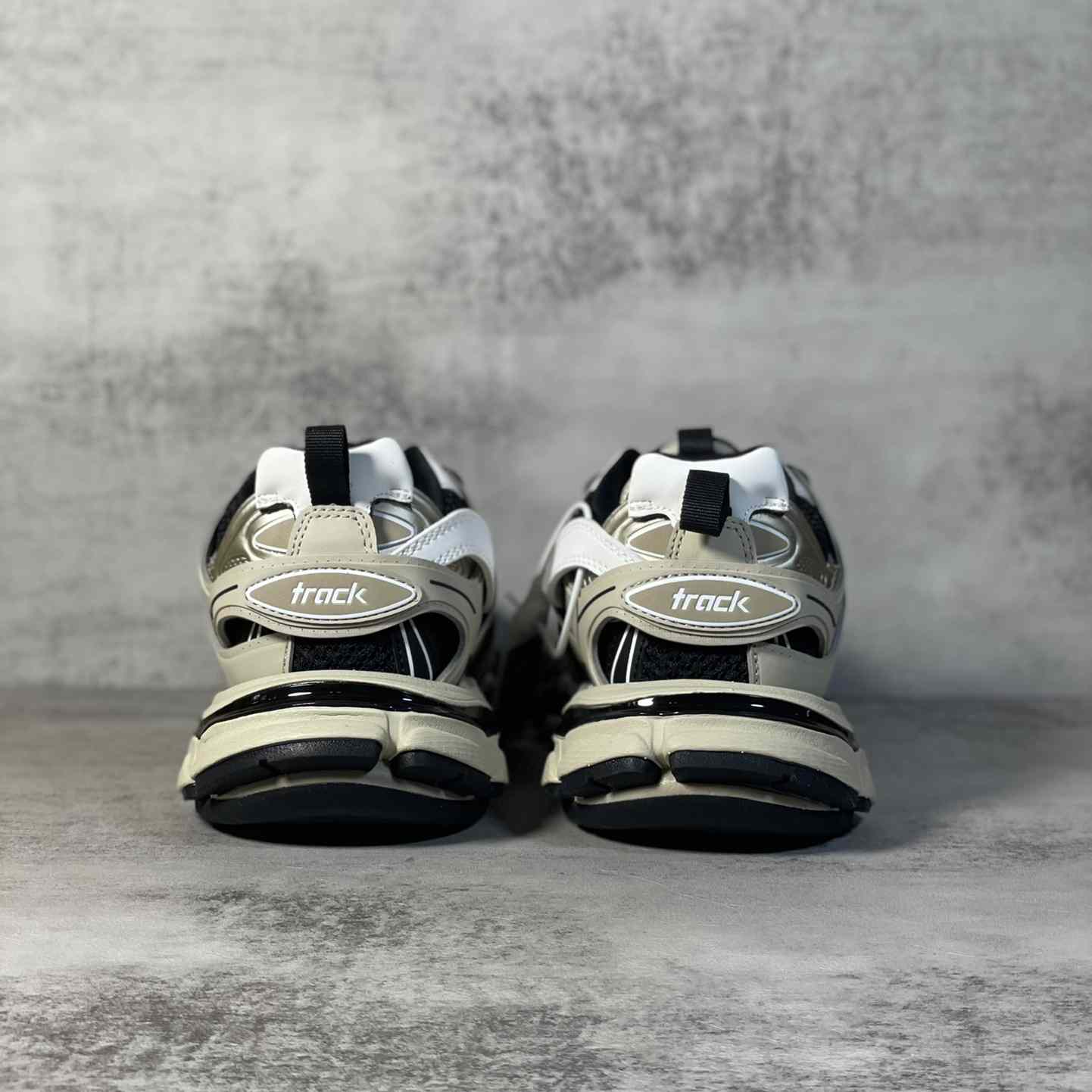 Balenciaga Track Sneaker In Beige And Black Mesh And Nylon - DesignerGu
