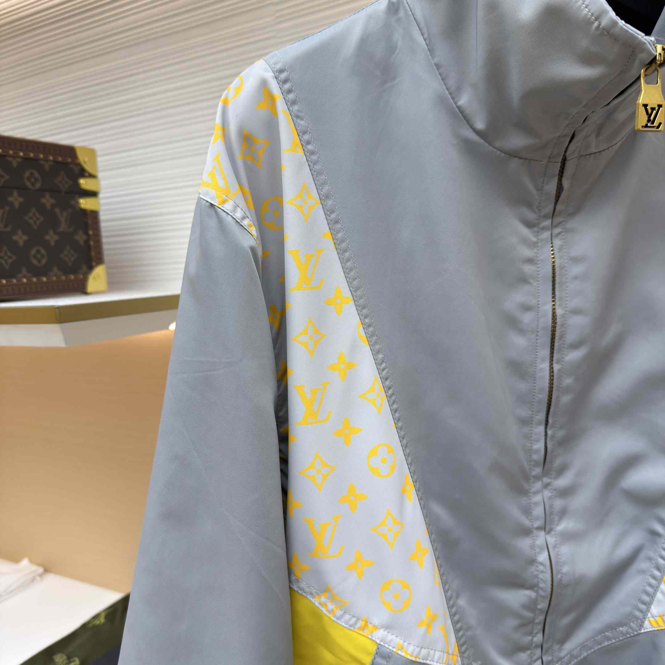 Louis Vuitton Monogram Track Top     1AHV38 - DesignerGu