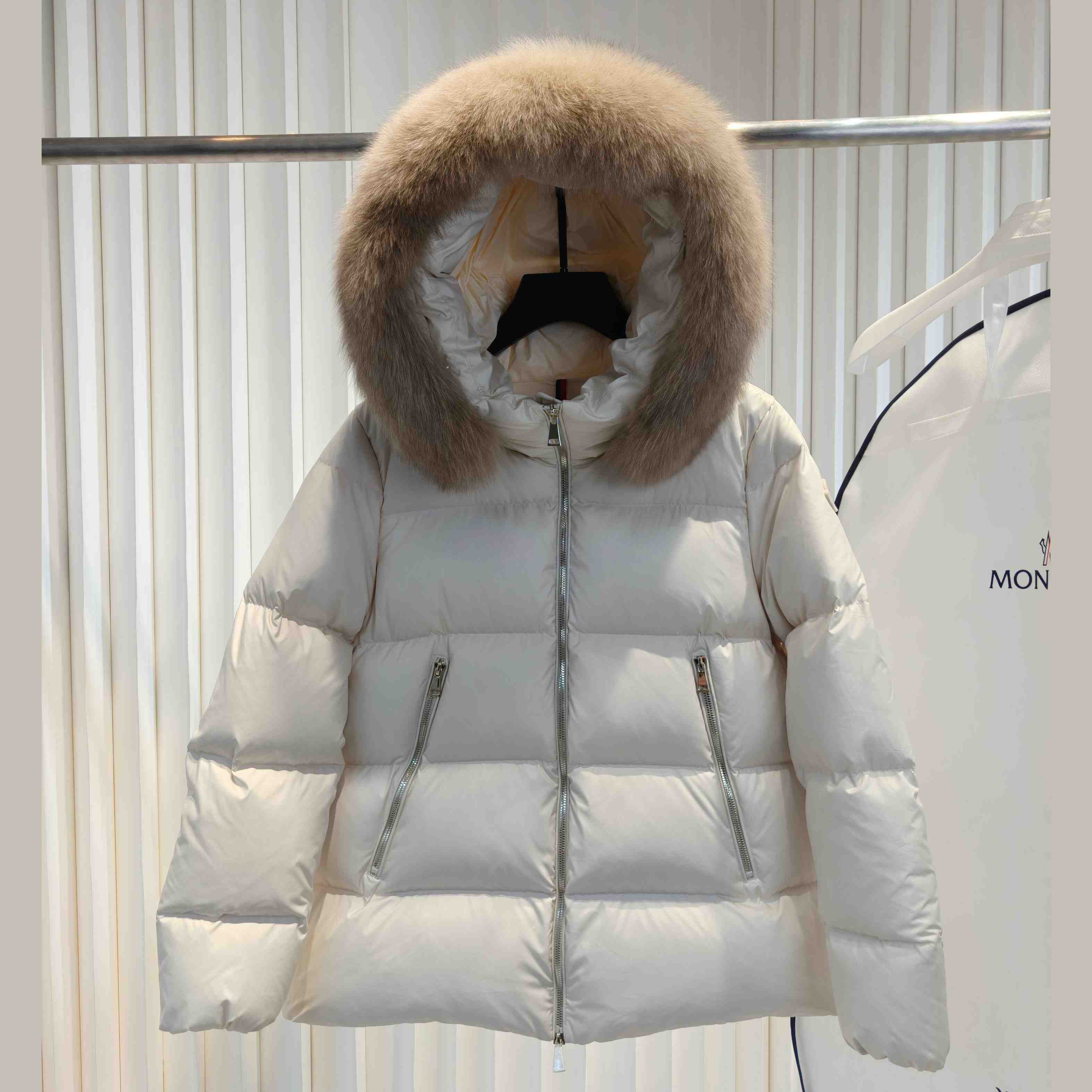 Moncler Laichefur Hooded Shearling-Trimmed Short Down Jacket - DesignerGu