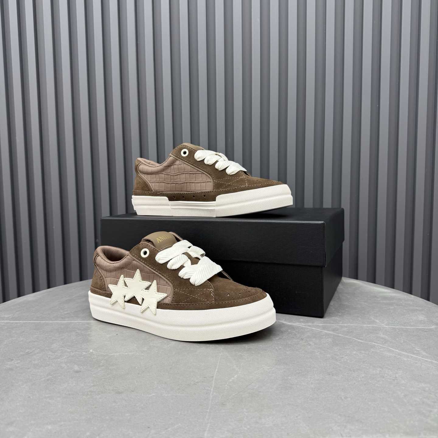 Amiri Star-embellished Suede Trainers - DesignerGu