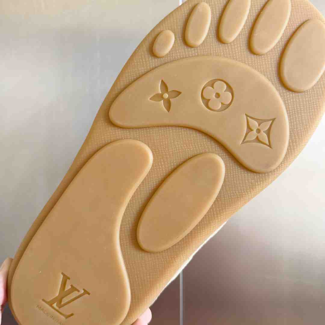 Louis Vuitton LV Yeti Lace Up Shoe   - DesignerGu