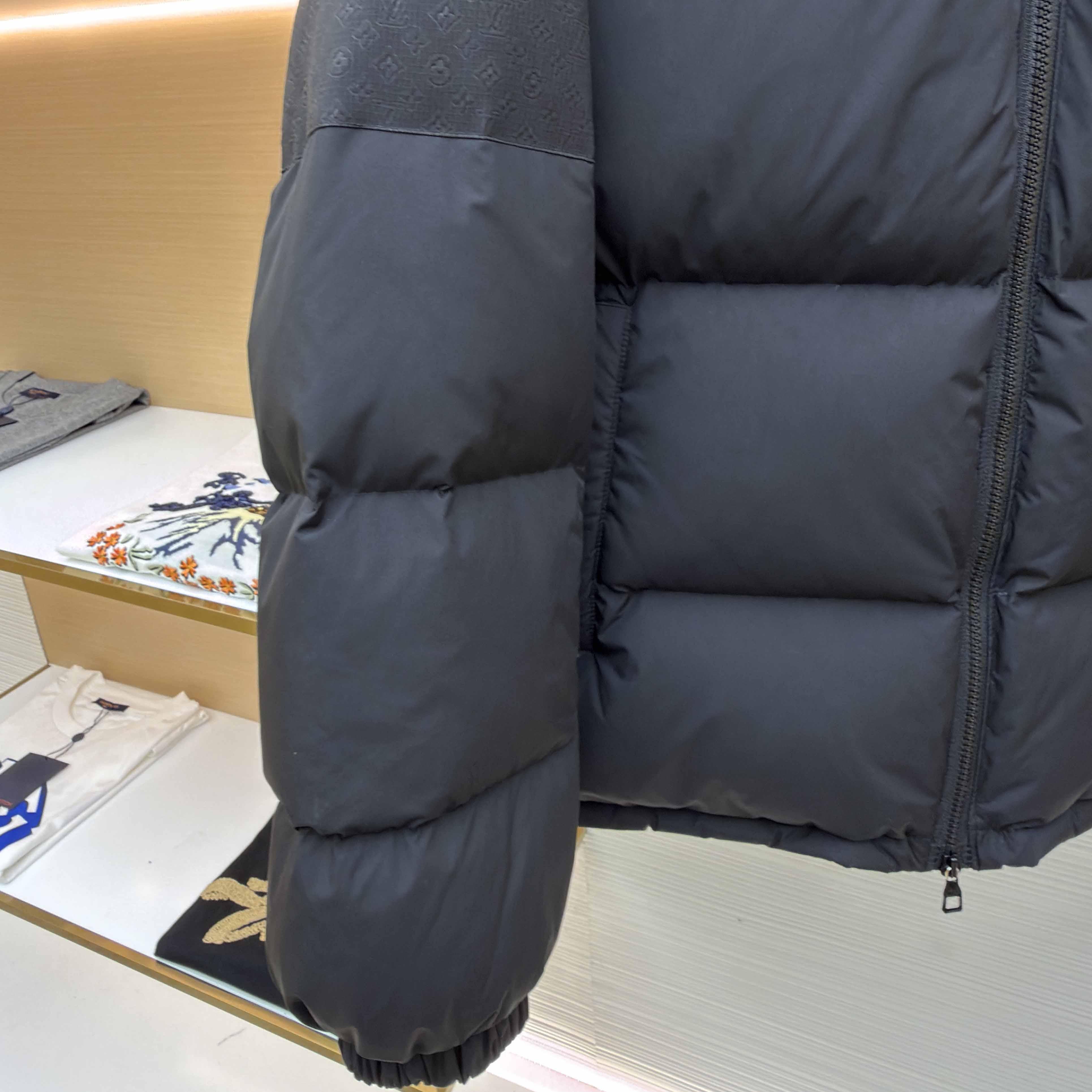 Louis Vuitton Down Blouson    - DesignerGu