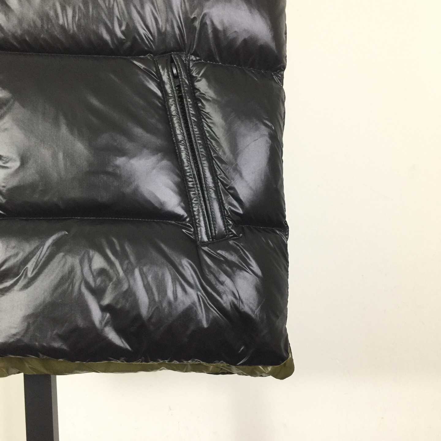 Moncler Lipsi Down Vest - DesignerGu