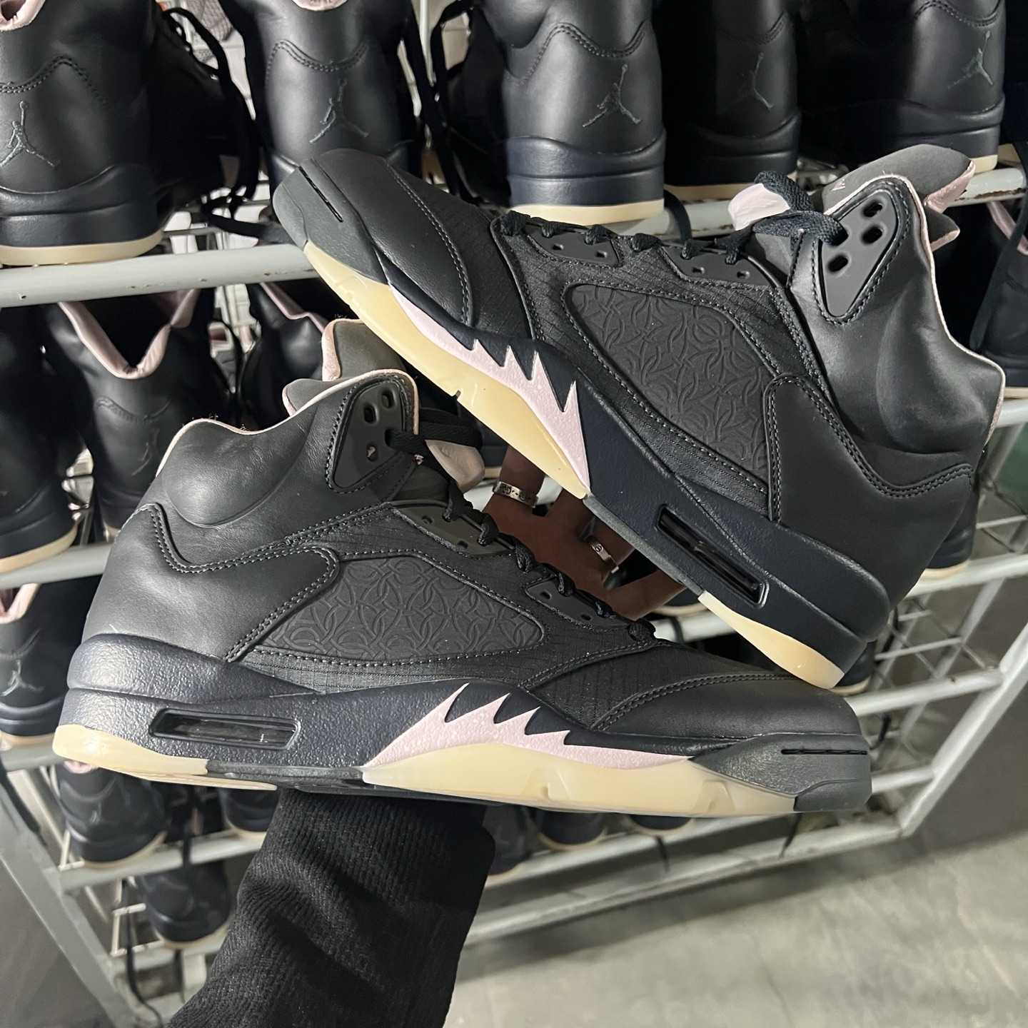 PSG x Air Jordan 5 “Off Noir” HQ3004-001  - DesignerGu