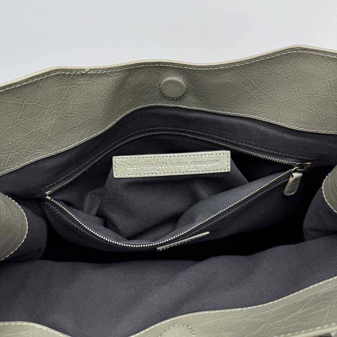 Balenciaga Le City Tote Bag Medium In Army Green - DesignerGu
