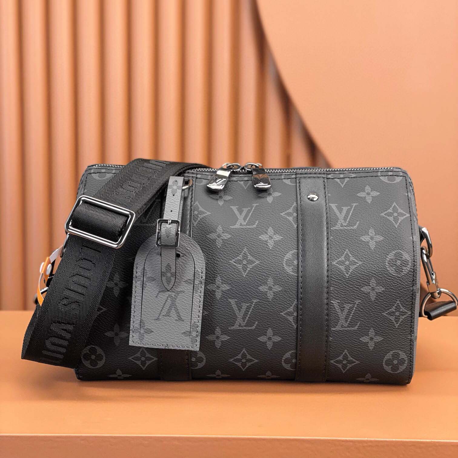 Louis Vuitton City Keepall Monogram Eclipse  M45936 - DesignerGu