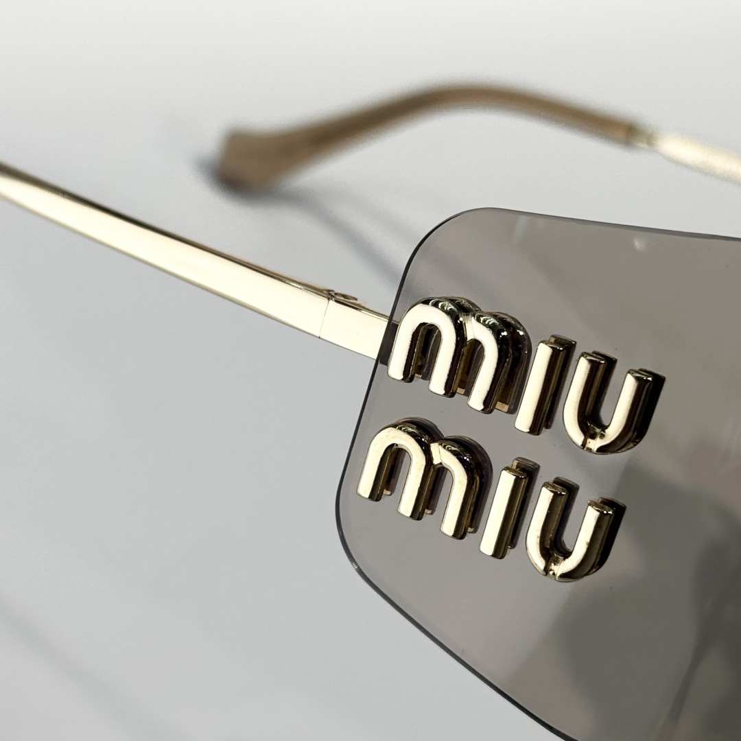 Miu Miu OMU B53S Sunglasses - DesignerGu
