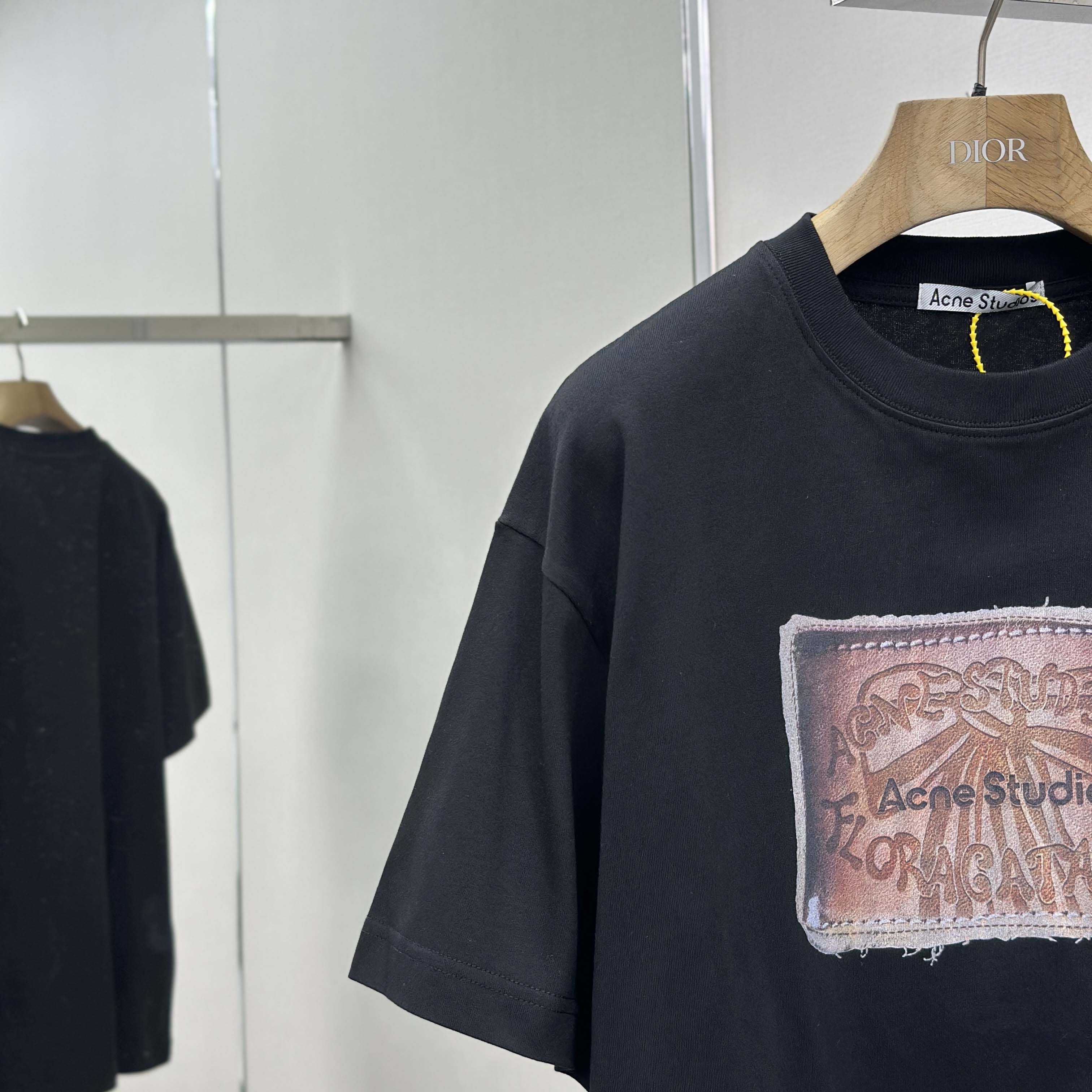 Acne Studios Logo T-shirt-Faded black - DesignerGu