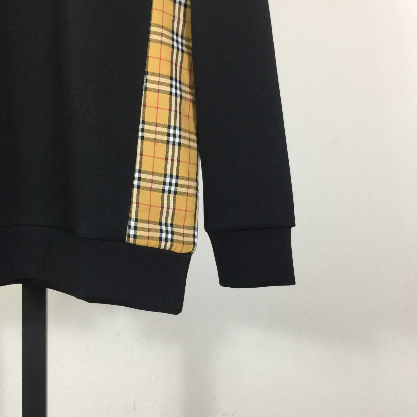 Burberry Cotton Sweatshirt - DesignerGu