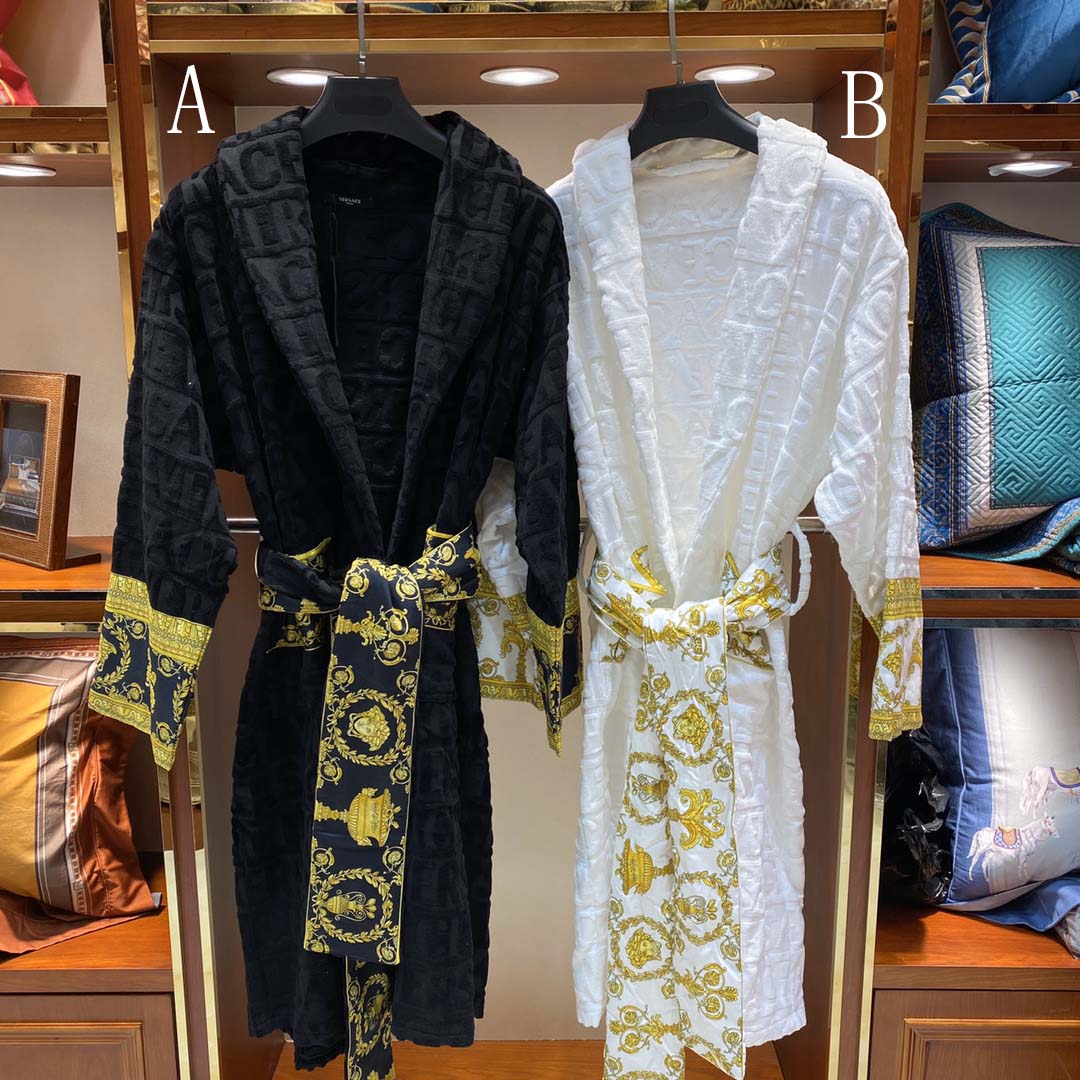 Versace Medusa Amplified Bathrobe - DesignerGu