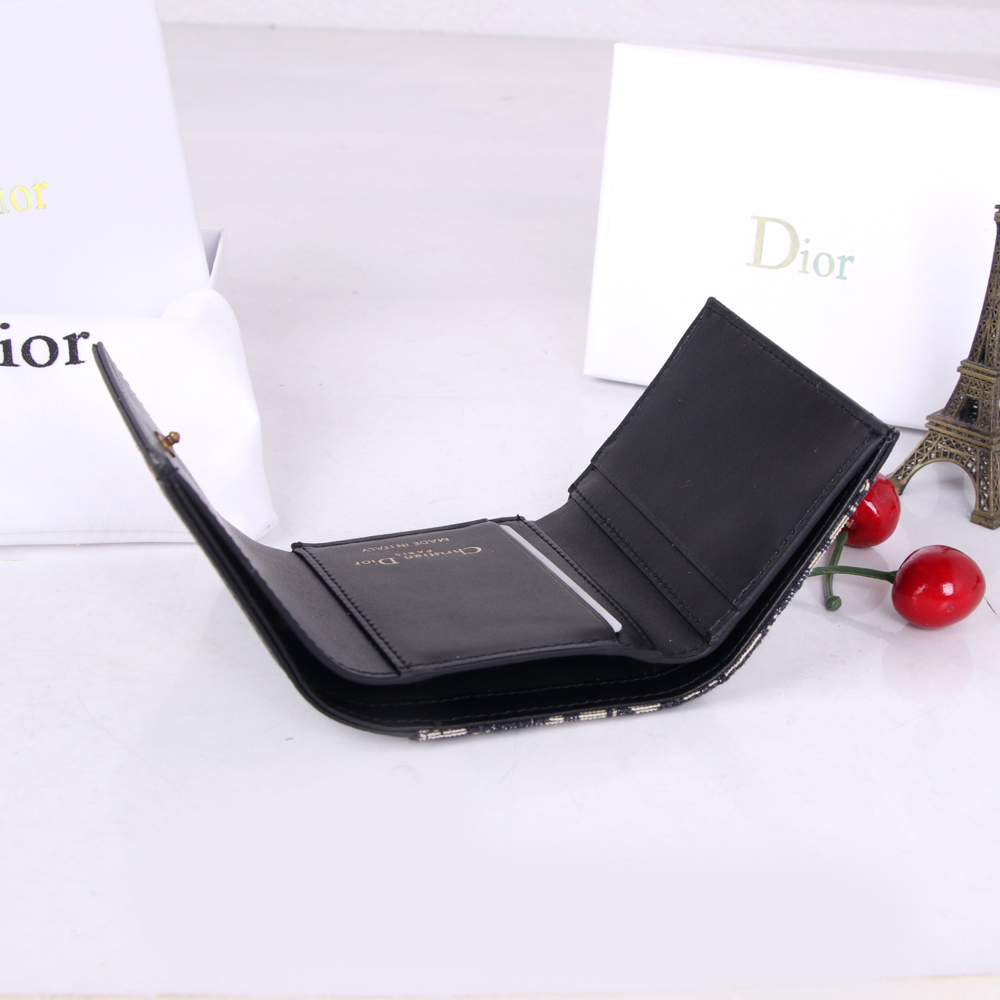 Dior Wallet   11*10*2cm - DesignerGu