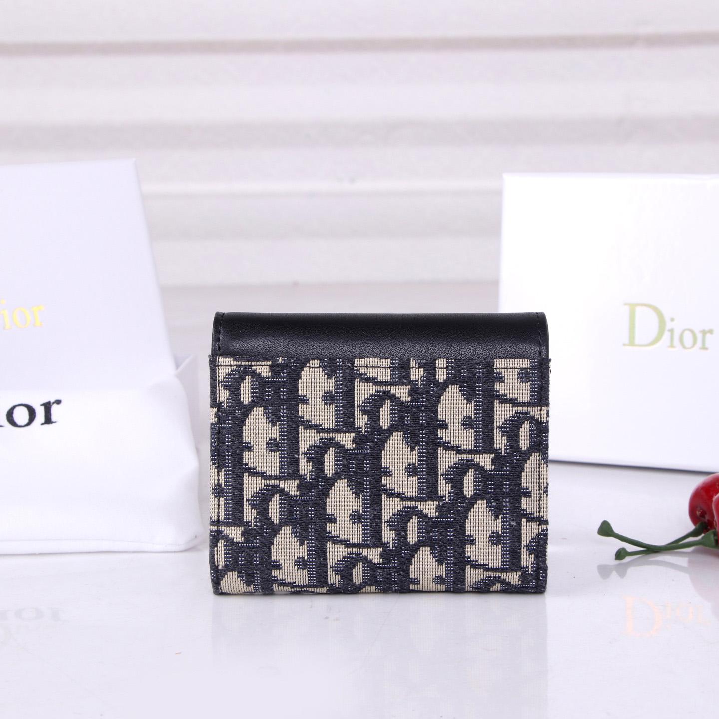 Dior Wallet   11*10*2cm - DesignerGu