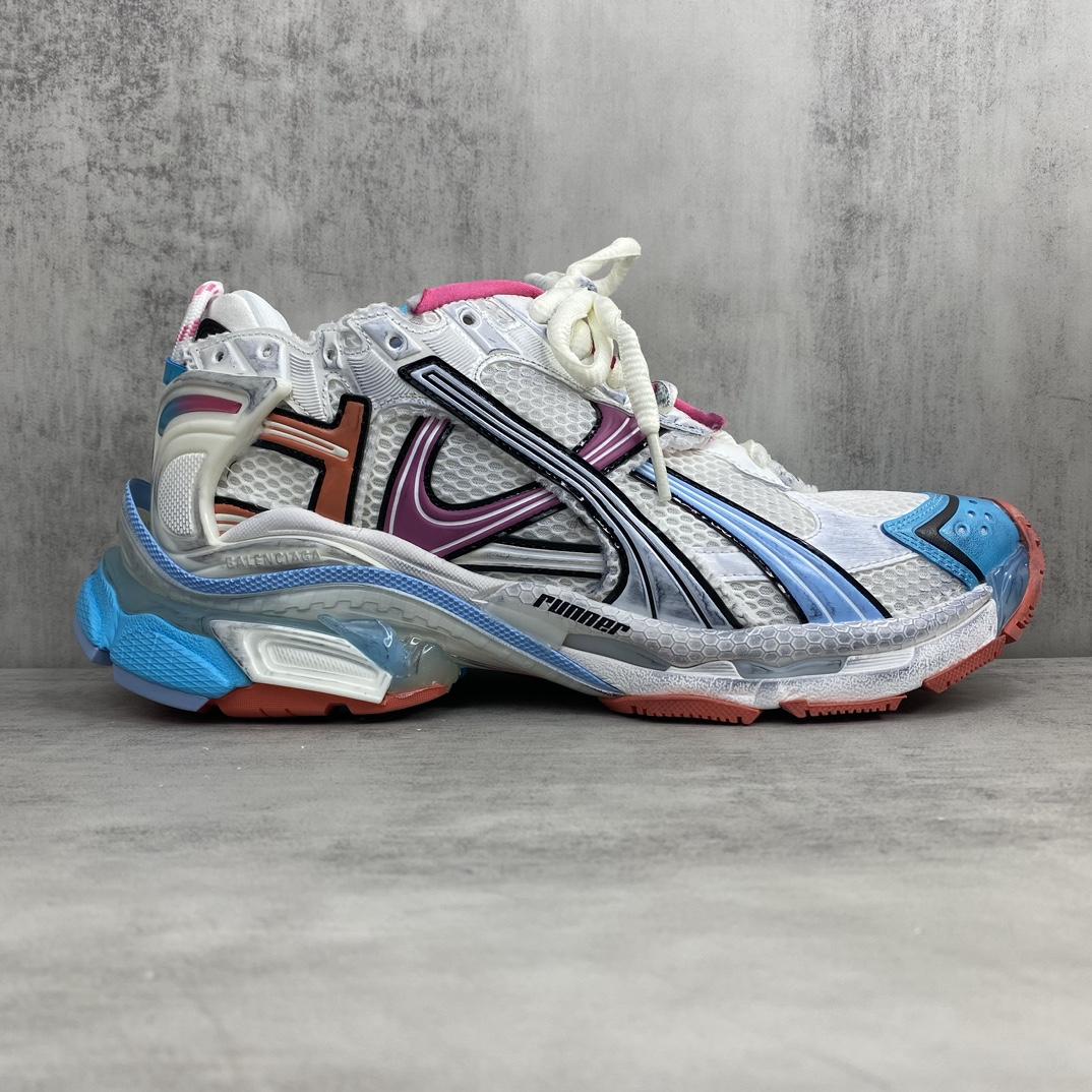 Balenciaga Runner Sneakers - DesignerGu