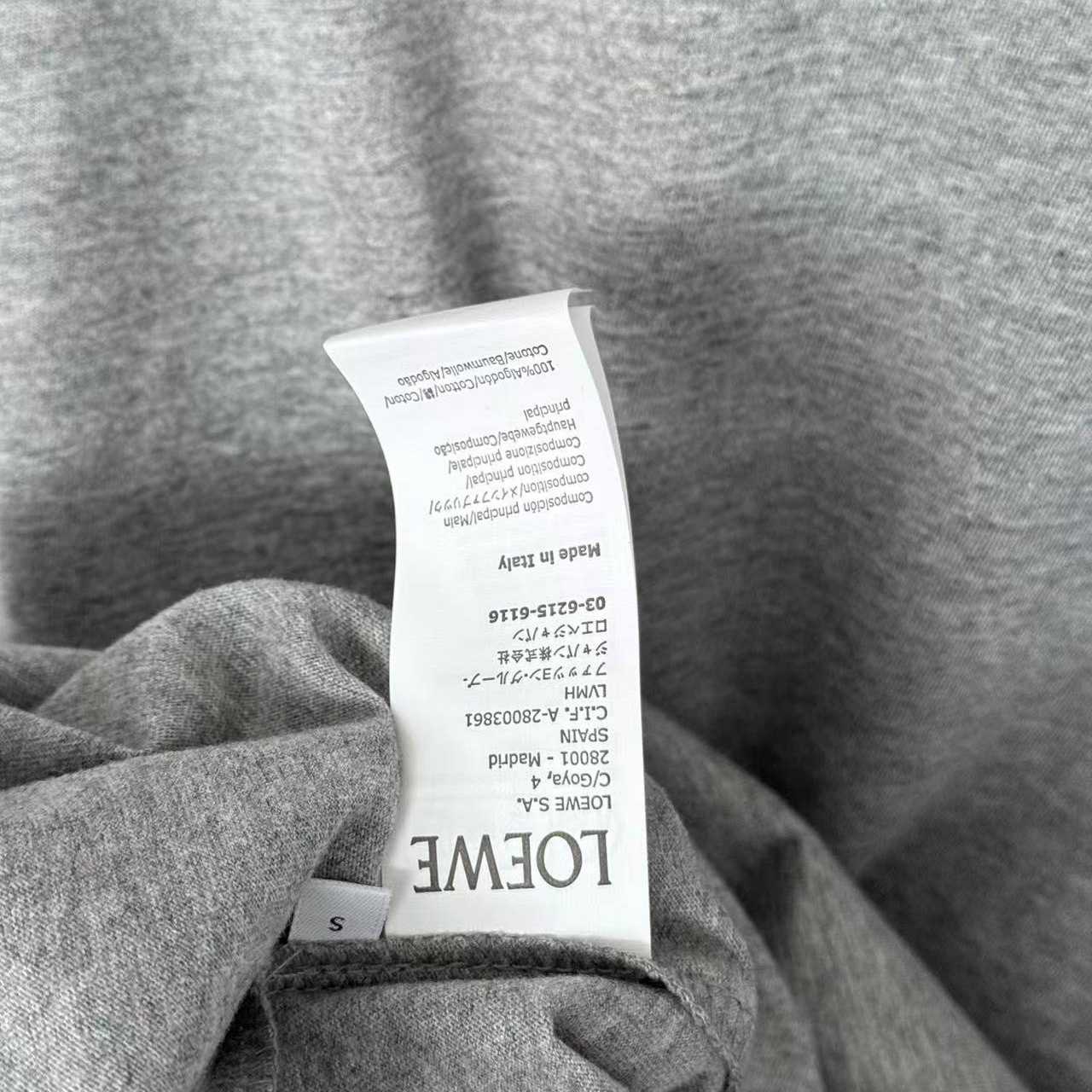 Loewe Long Sleeve T-shirt In Cotton - DesignerGu