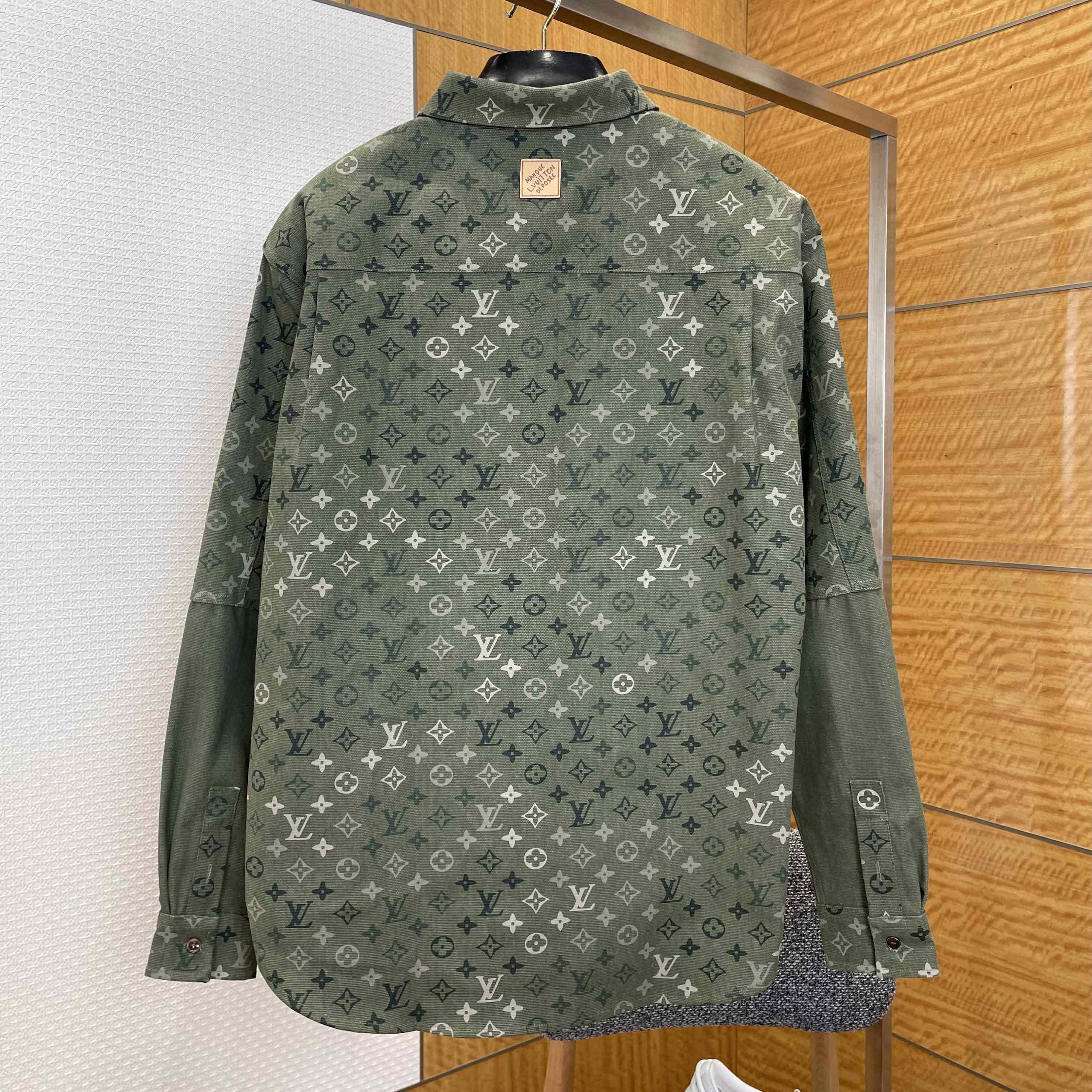 Louis Vuitton Monogram Workwear Overshirt  1AJC47 - DesignerGu