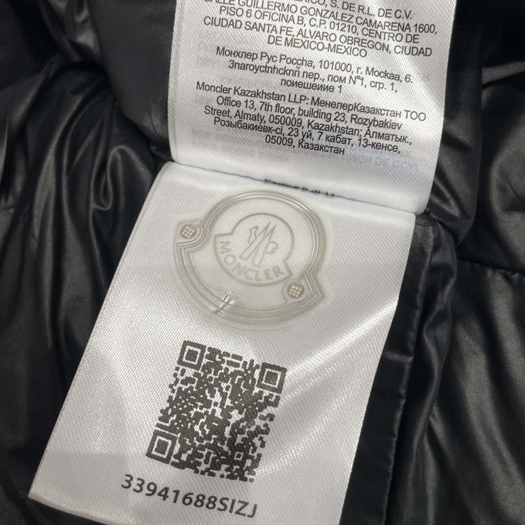 Moncler Vardar Short Down Jacket - DesignerGu