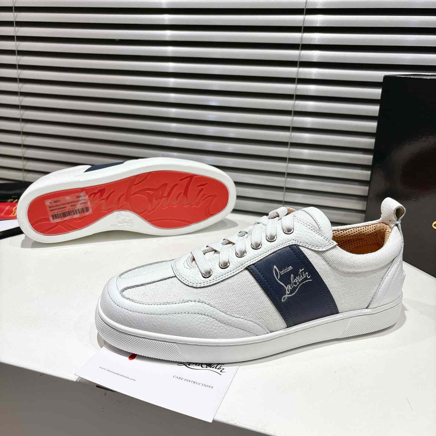 Christian Louboutin Retero Sneakers - DesignerGu