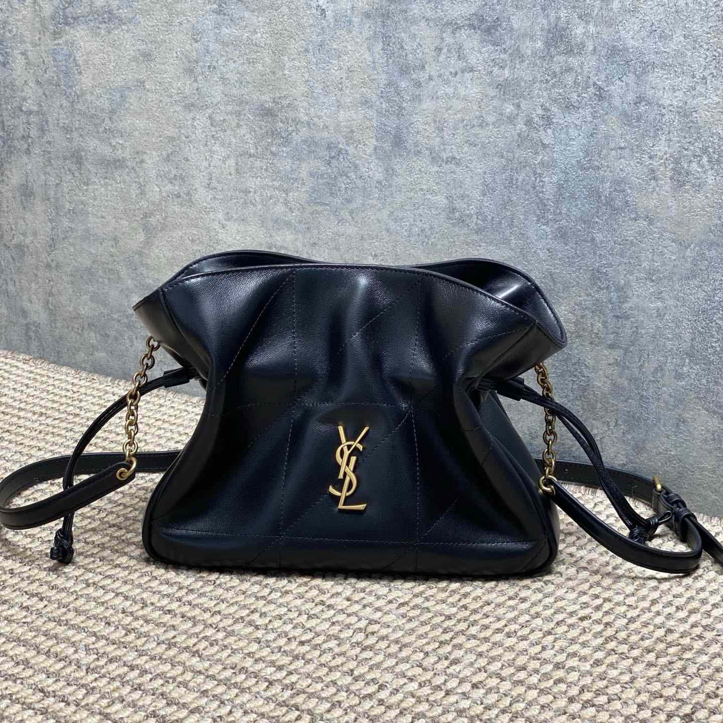 Saint Laurent Jamie Shoulder Pouch In Lambskin - DesignerGu