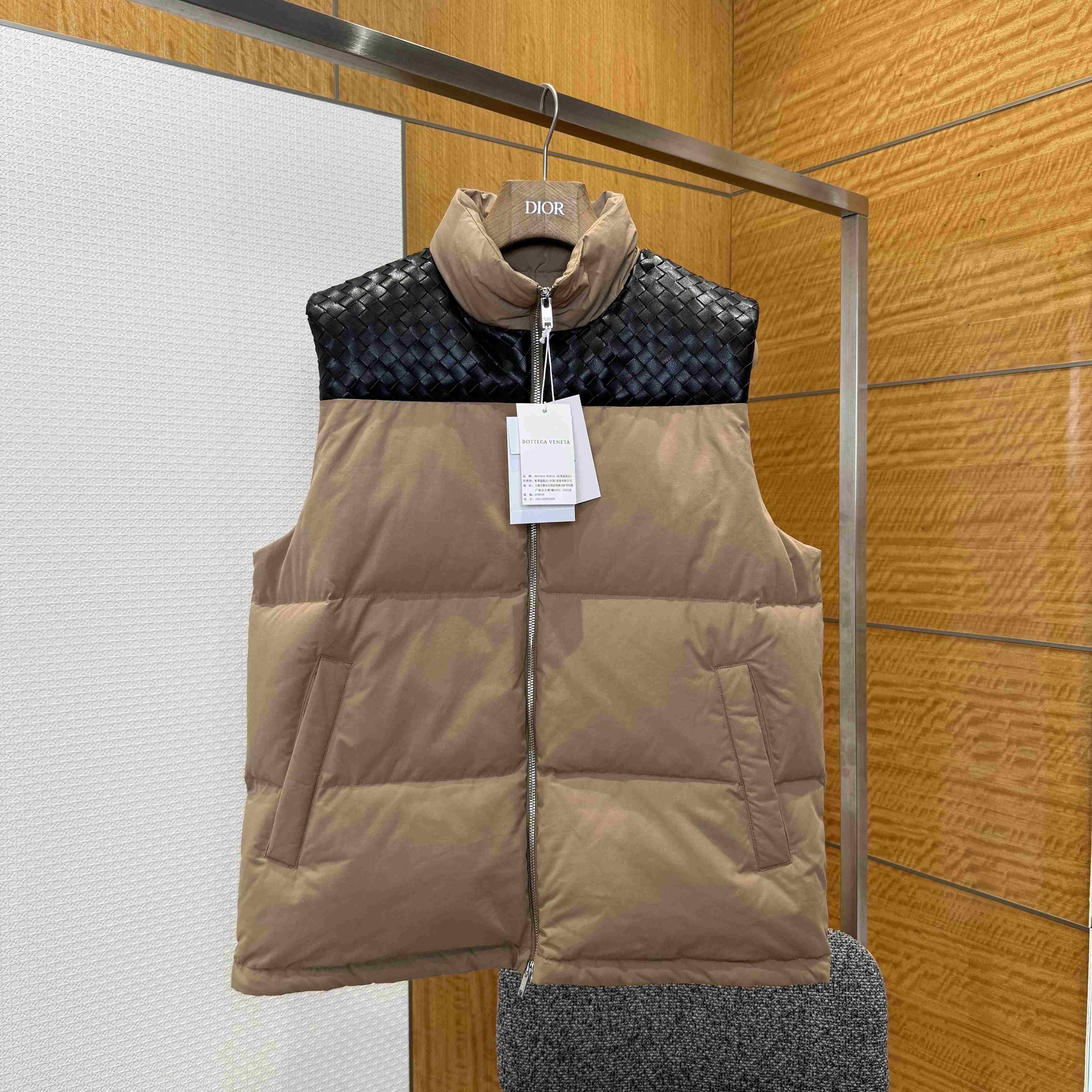 Bottega Veneta Frosted Poplin Puffer Gilet - DesignerGu