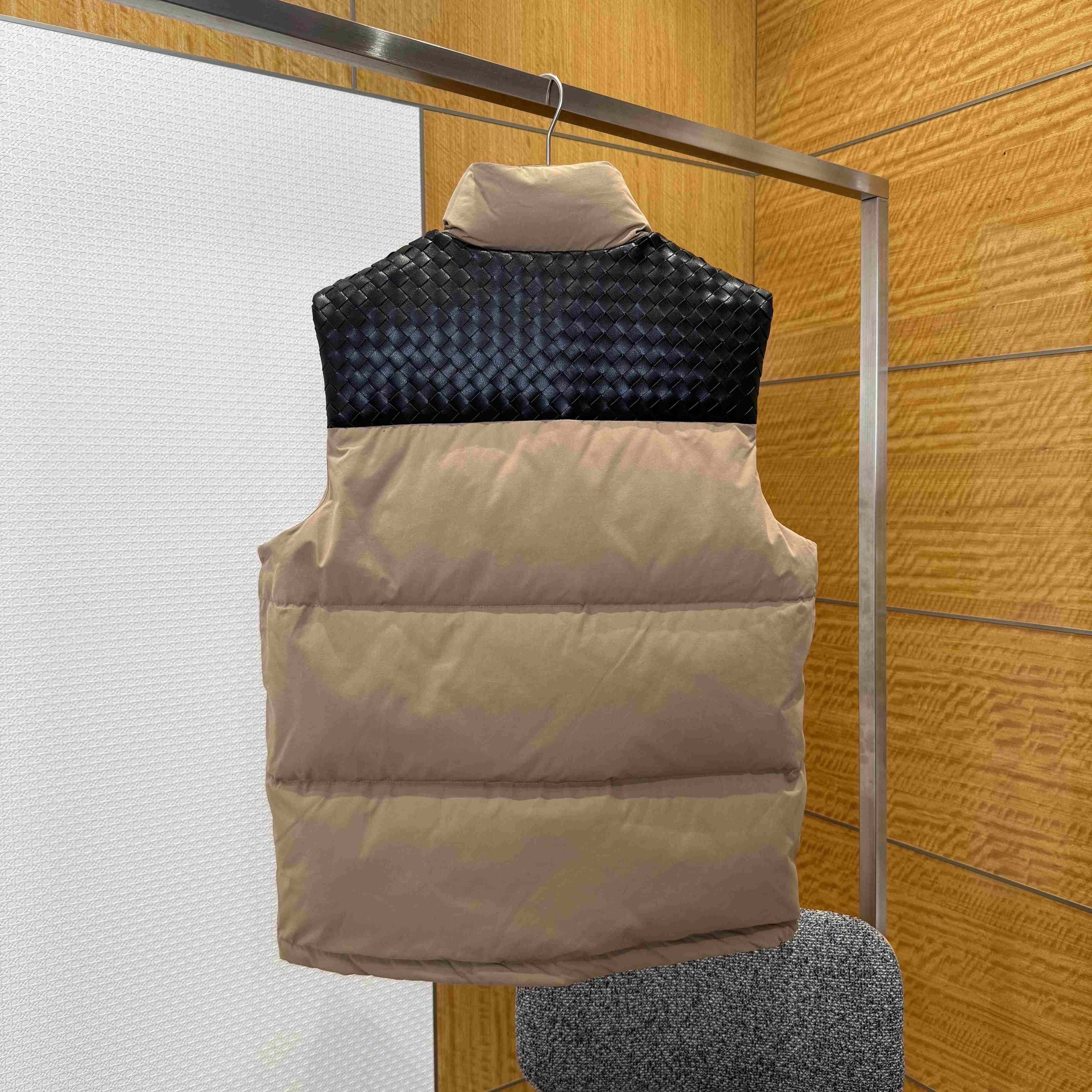 Bottega Veneta Frosted Poplin Puffer Gilet - DesignerGu