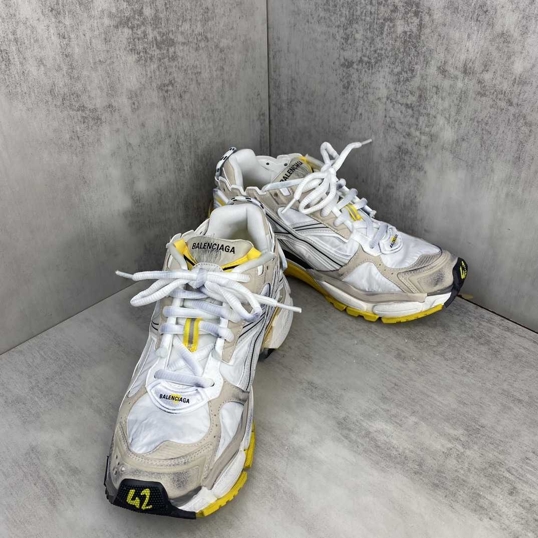 Balenciaga Runner Sneakers - DesignerGu