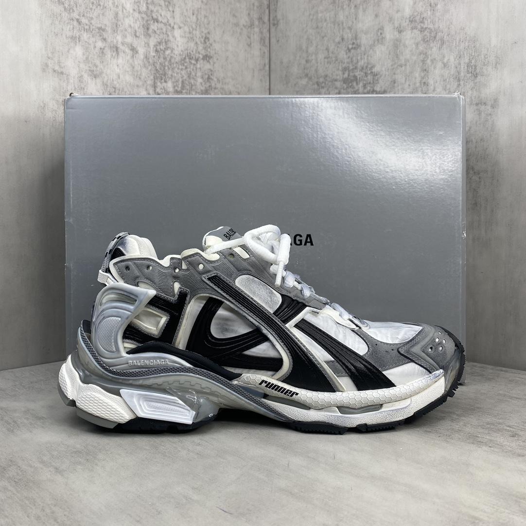Balenciaga Runner Sneakers - DesignerGu