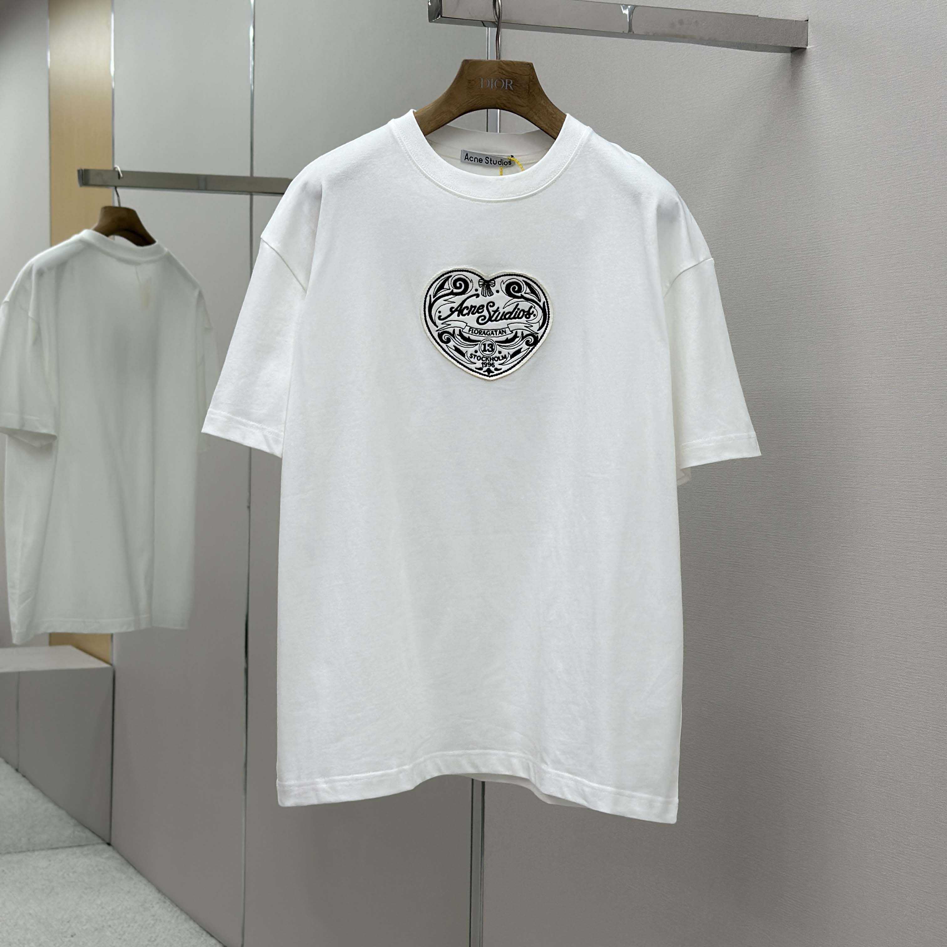 Acne Studios Logo T-shirt - Off white - DesignerGu