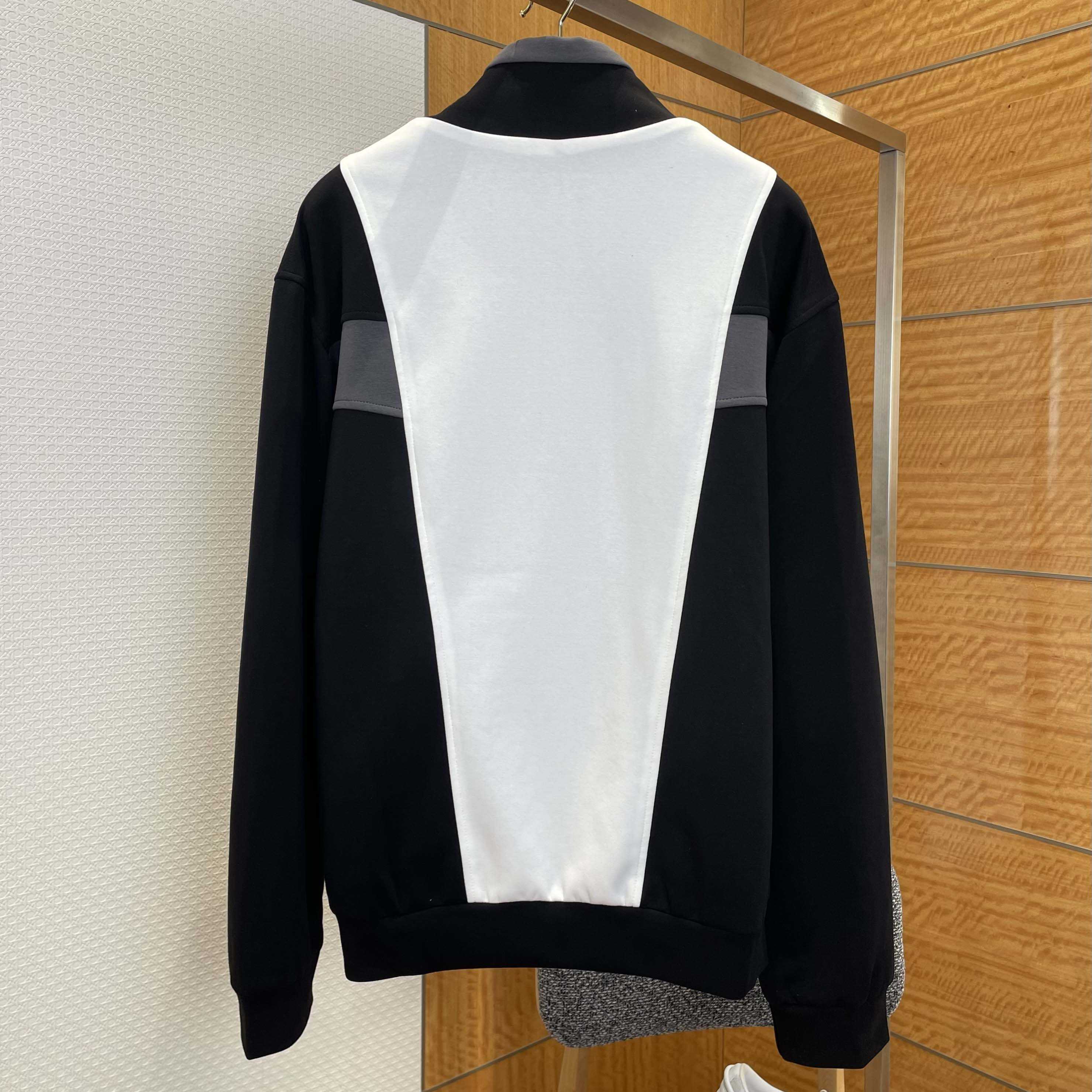 Louis Vuitton Running Track Top - DesignerGu