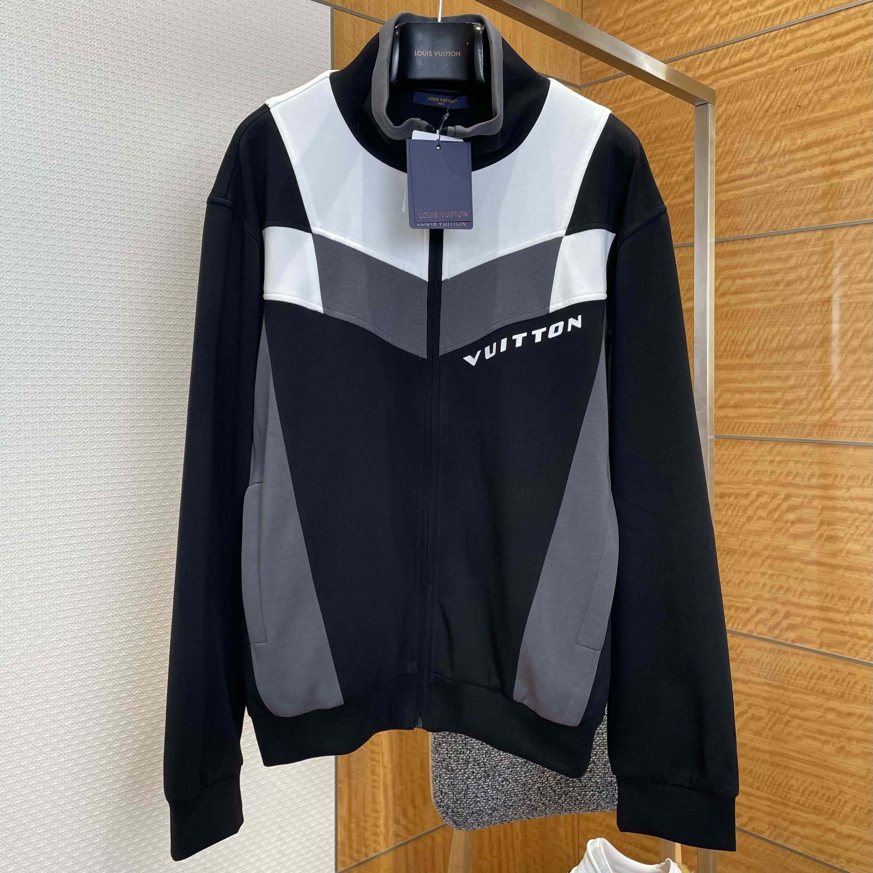 Louis Vuitton Running Track Top - DesignerGu