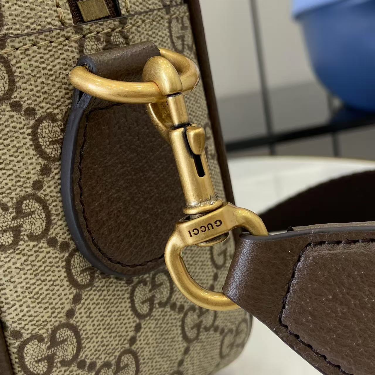 Gucci Ophidia medium crossbody bag - DesignerGu